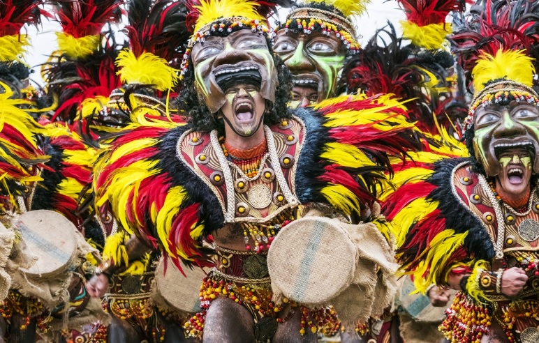 Carnaval não é feriado e trabalhador pode ser demitido por falta