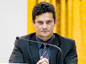 Governo vai restringir entrada de estrangeiros por voos