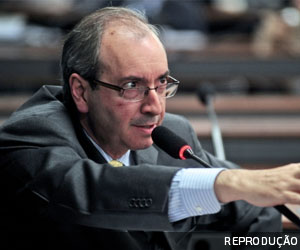 Juíza do RJ censura livro escrito sob pseudônimo de Eduardo Cunha