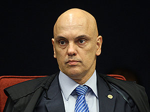 Moraes aplica súmula e nega HC a condenados por explodir banco