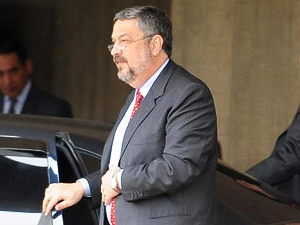 STJ mantém regime aberto ao ex-ministro Antonio Palocci