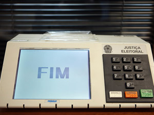 É inconstitucional adiar eleições e discussão é inoportuna