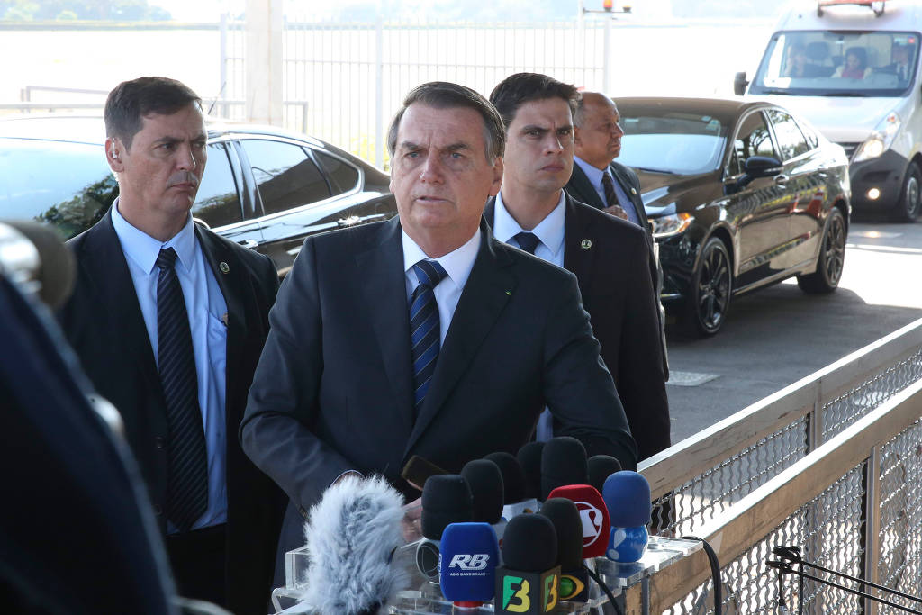 Comunidade jurídica reage ao ataque de Bolsonaro a Alexandre