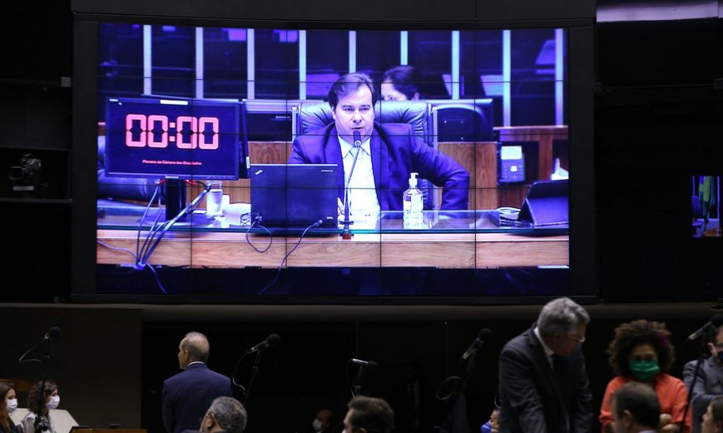 Câmara aprova linha de crédito para micro e pequenas empresas 