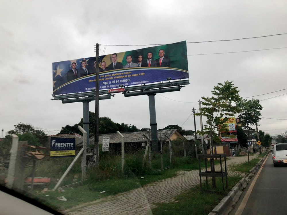 Juiz arquiva representação contra ex-corregedor do MP por outdoor