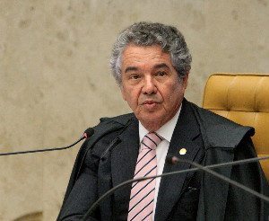 Não cabe ADPF contra nomeação para chefe da PF, diz Marco Aurélio