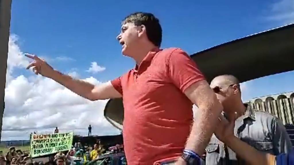 PT vai ao Supremo contra postura de Bolsonaro diante de Covid-19