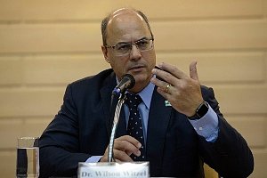 Pandemia reforça razões para limitar ações policiais no Rio
