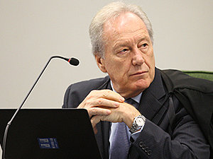 Partidos contestam MP que permite suspensão de contratos